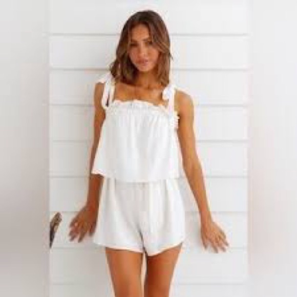 Polly Wexler Romper - Picture 4 of 5